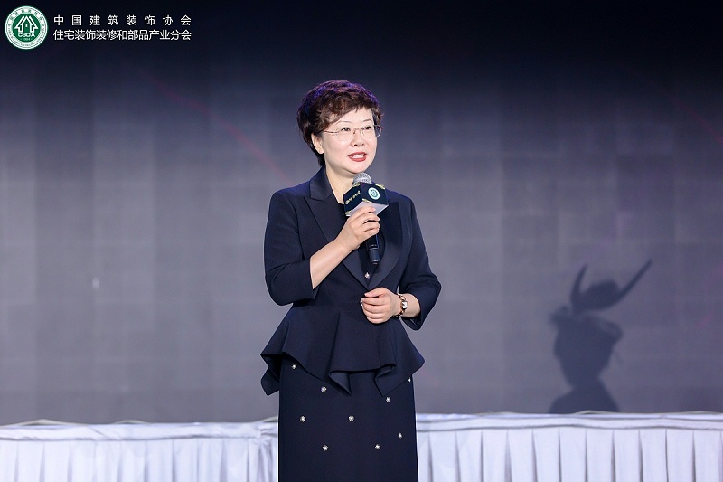 中国建筑装饰协会住宅装饰装修和部品产业分会秘书长胡亚南