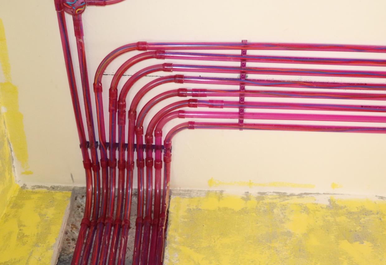 盘点透明线管的3大创意妙用：除了隐蔽工程，它还能用在哪？